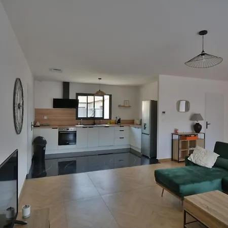 Дом отдыха Maison Noe Climatisation Individuelle Par Piece Proche Du Centre-ville *